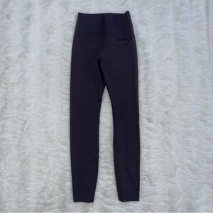 Vuori Purple Evolve Leggings